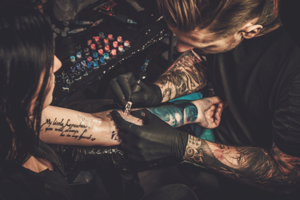Scopri di più sull'articolo Marketing per Studi di Tatuaggi: Strategie Digitali e Consigli Utili